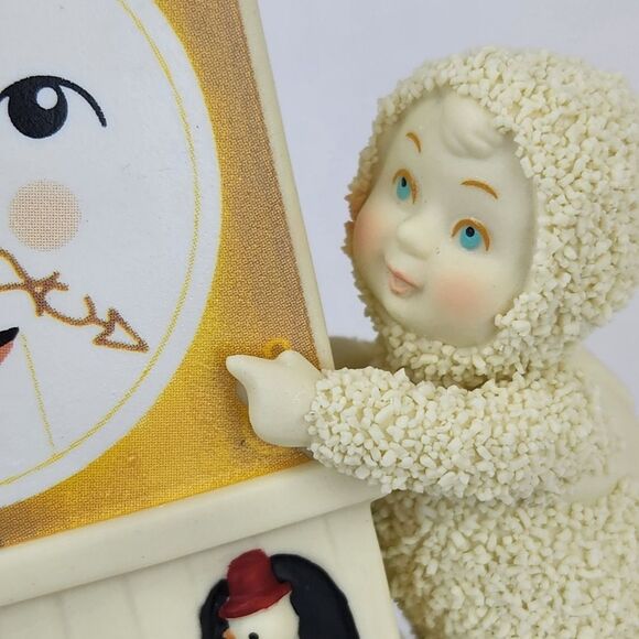 🔹️NIB Dept 56 FAO Schwartz 2021 "Time For Fun" Snowbabies Figurine - Picture 11 of 14